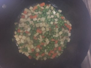 如何制作豌豆炒杏鲍菇