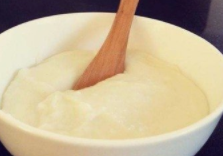 如何给宝宝冲米粉