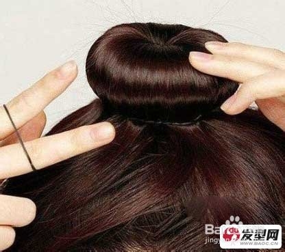 清新优雅丸子头扎法