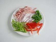 风味披萨蛋饼的做法