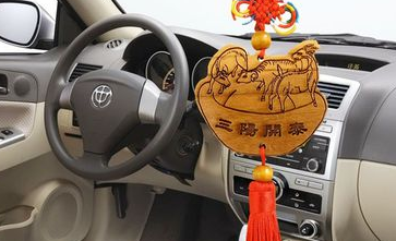 汽车挂件有什么注意事项？