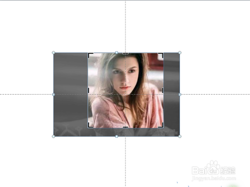 如何利用ppt制作圆形人物头像