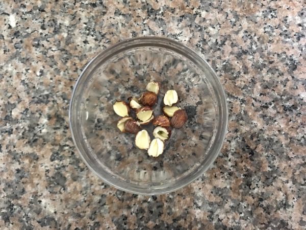 春天不忘䃼血养颜 红豆补血茶