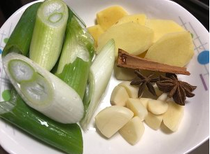 红烧肉最正宗的家常做法
