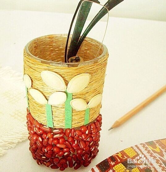 手工制作南瓜子笔筒方法