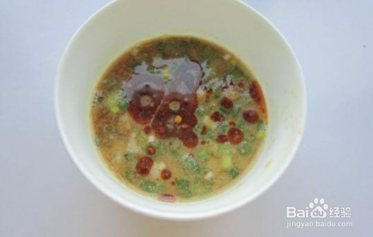 自制酸辣鸡丝黄面