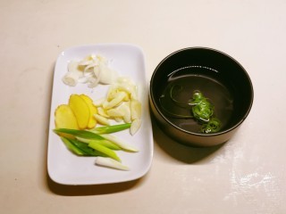 油泼鱼的做法