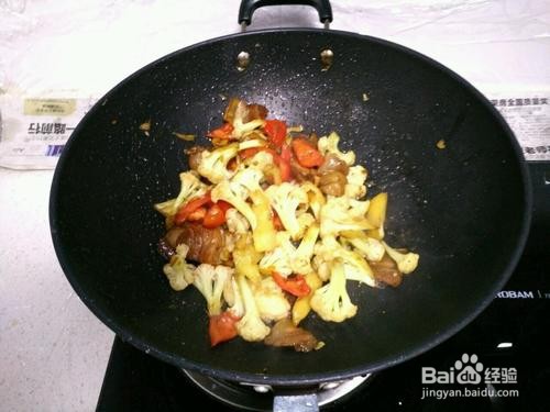 腊肉干煸菜花怎么做