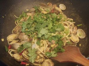 香叶咖哩花蛤意面