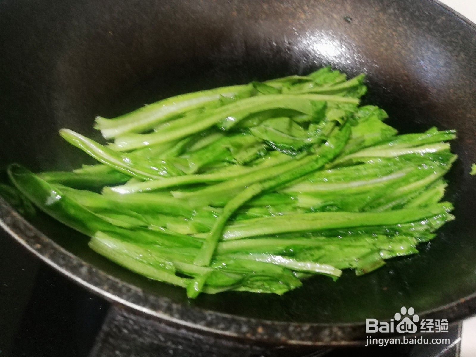 清炒油麦菜的做法