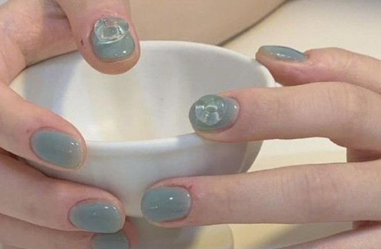 显白的美甲有哪些