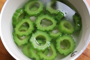 苦瓜紫薯圈的做法