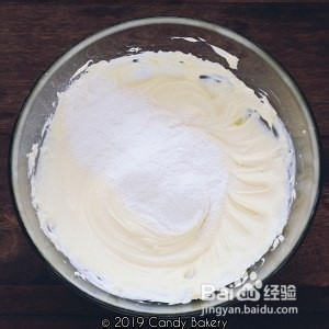 蓝莓乳酪派的做法