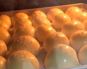 奶香小面包的做法