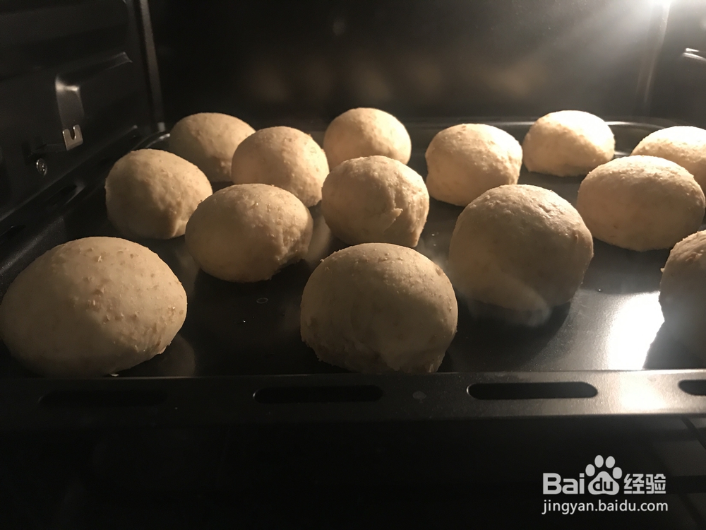 怎么做猪柳蛋汉堡?