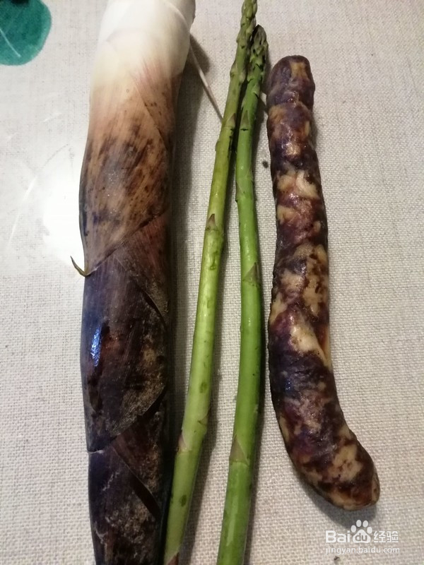 春笋炒腊肠怎么做？
