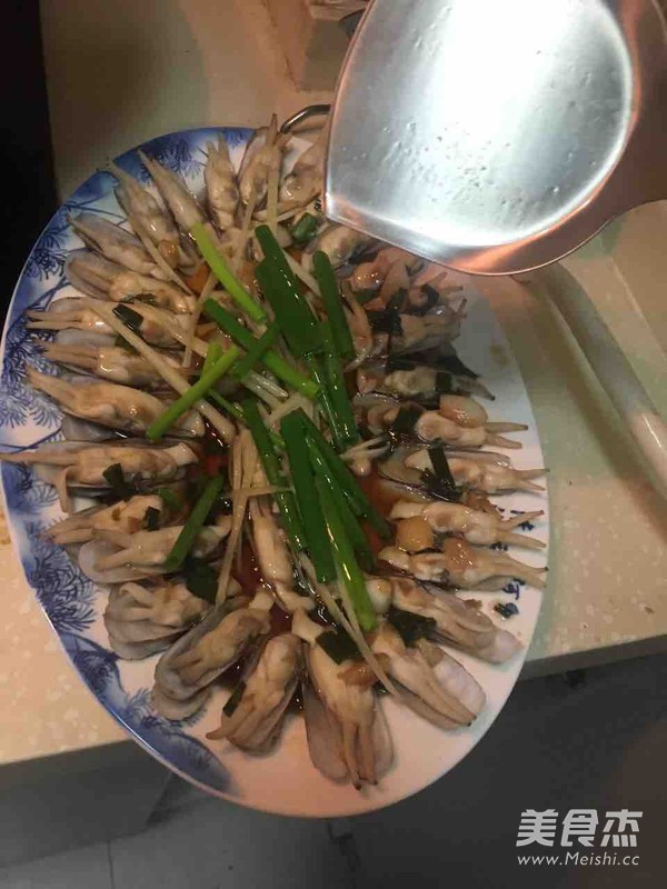 葱姜蛏子的做法