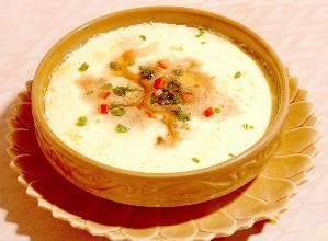 用身边常见的食物缓解咳嗽嗓子沙哑？