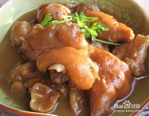 卤猪蹄的家常做法