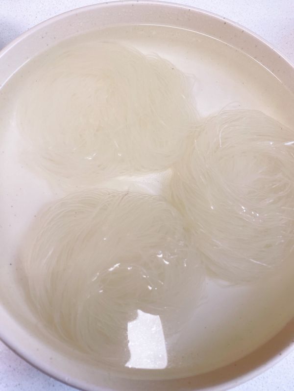 蒜蓉粉丝蒸扇贝肉