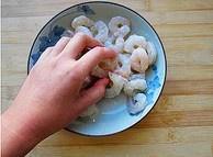 三色炒虾仁，鲜美可口的家常菜谱