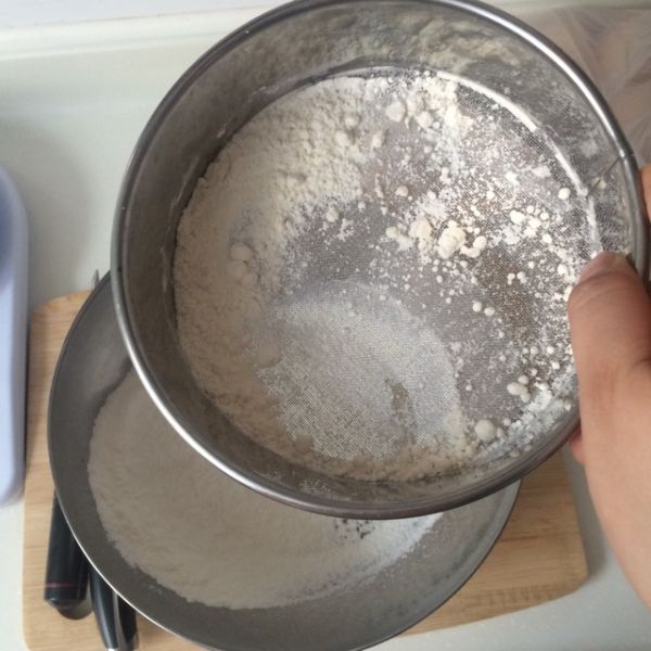 巧克力烫面纸杯蛋糕