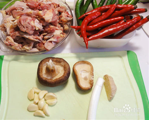 如何做出好看又好吃的莱芜炒鸡?