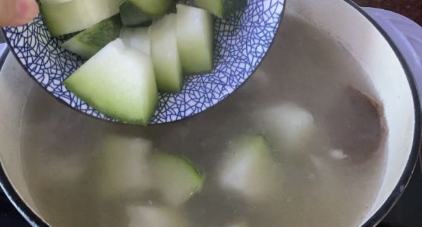 冬瓜薏米陈皮汤