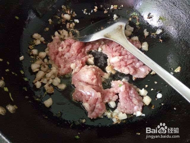 如何做简单的炸酱面？