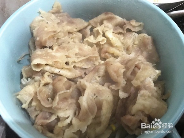 家常蒜香豆芽肥牛锅的做法