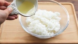 怎么做三文鱼饭团