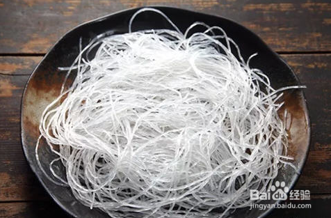 蒜茸鲜虾蒸米粉