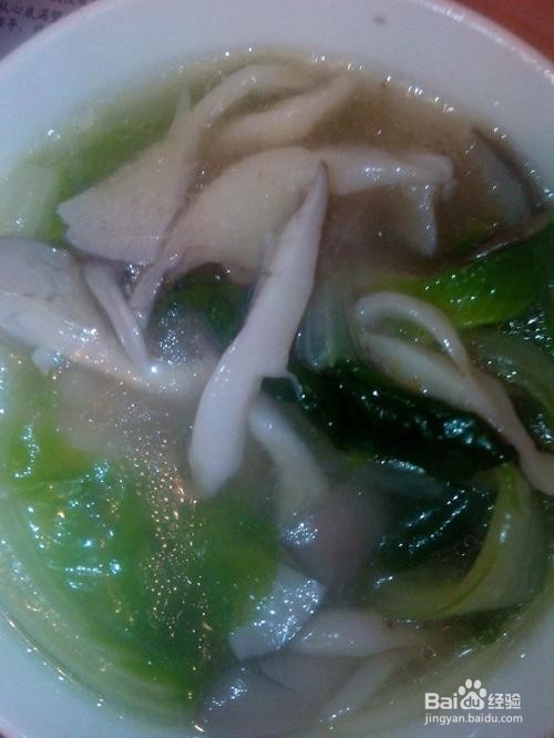 小白菜蘑菇鲜汤