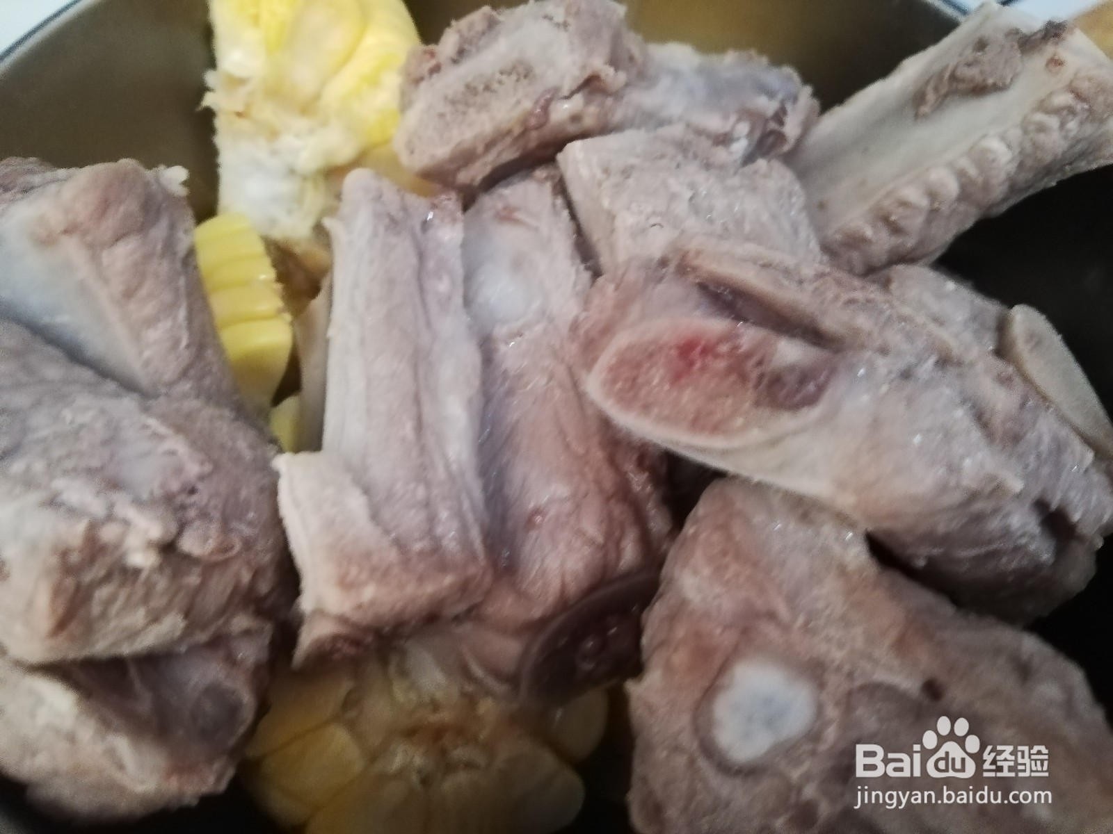 玉米萝卜排骨汤的家常做法