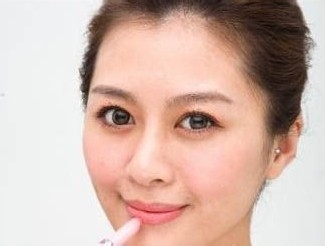 台湾美妆达人支招 水汪汪桃花妆恋爱顺利