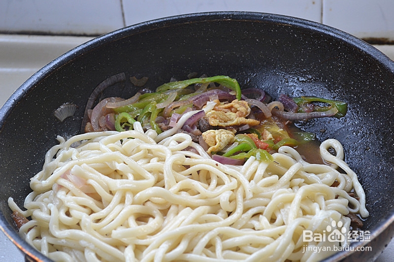 新疆风味-牛肉炒拉面