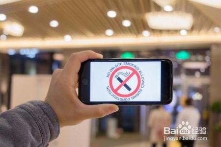 宝宝又哭闹又挠耳朵，家长要警惕急性中耳炎