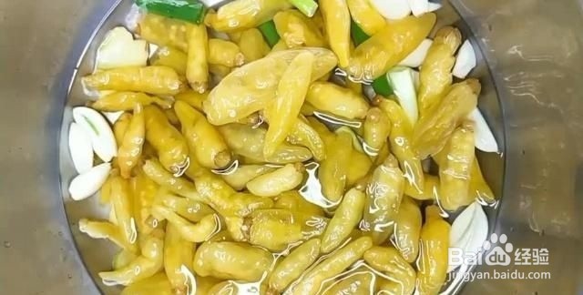 泡椒凤爪的做法