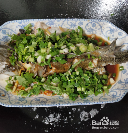 清蒸豉香鲈鱼的家常做法