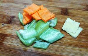 快手菜之火龙果炒虾仁