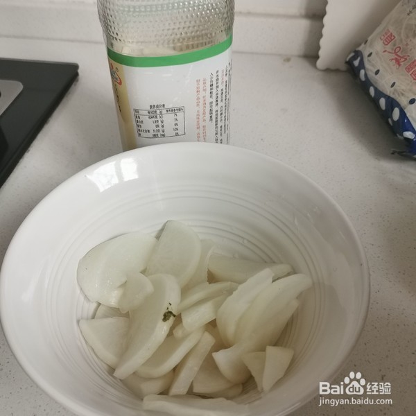 酸辣萝卜的做法