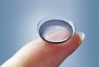 怎样快速的戴上美瞳眼镜