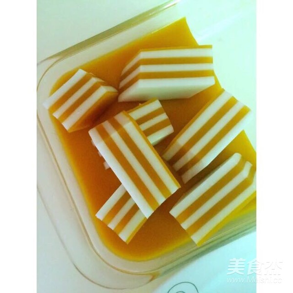 芒果椰汁千层糕