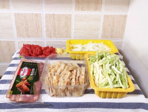 培根番茄洋葱烩饼