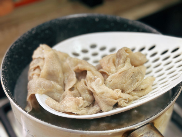 10分钟搞定低卡虾滑酸汤肥牛煲