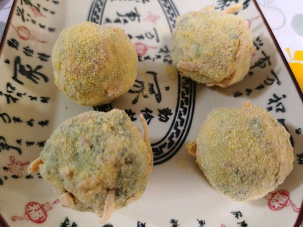 减脂玉米面菜团子