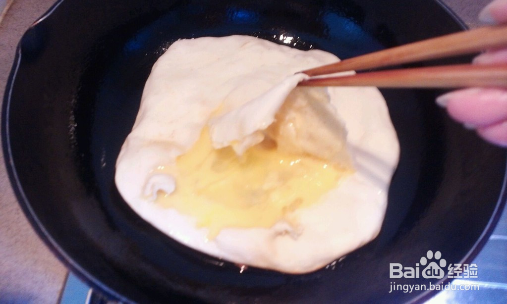 鸡蛋灌饼的做法