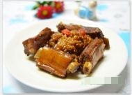 教你怎么做排骨烧粽子
