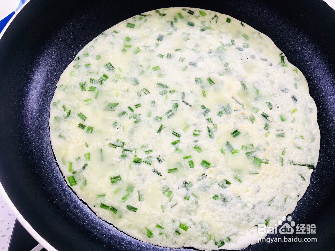 如何制作韭菜鸡蛋饼？