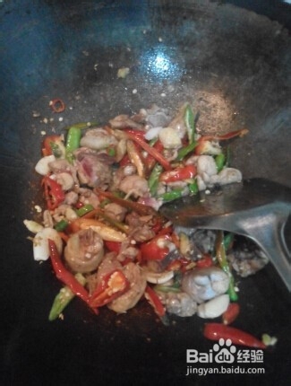 辣椒爆炒鸡腿肉 家常菜